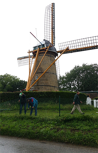 Restauratie molenpad hek verwijderen