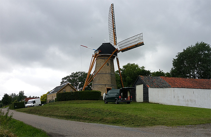 Restauratie molenpad hek verwijderen