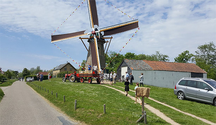 Duinhuisjes Biberbunker Korenmolen Oostvoorne